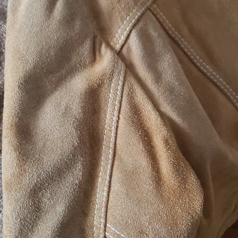 100% Suede Leather Jacket - Picture 10 of 13